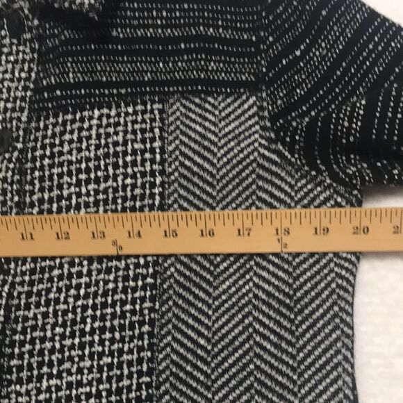 Chico’s Design Patchwork Look Jacket Button Front Black & White Size 1 Medium - Picture 8 of 12